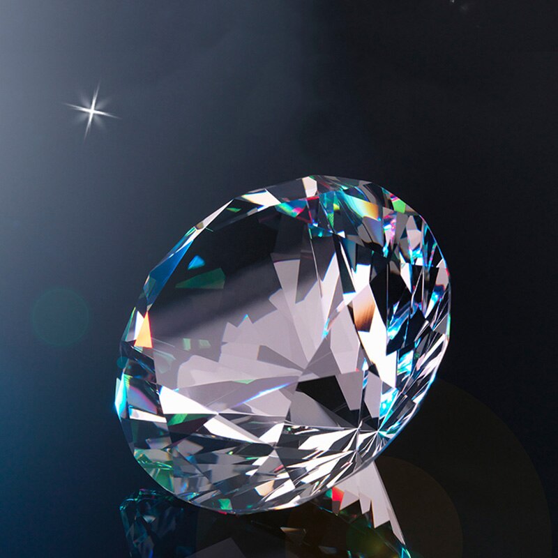 Elegant Zircon Stone Ring